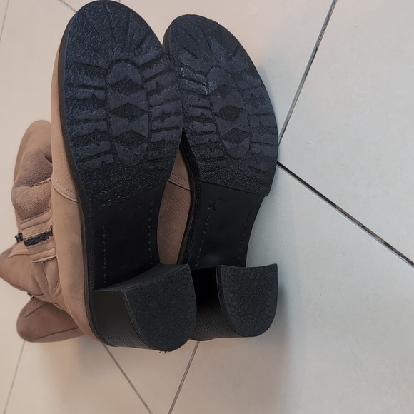 New condition Pajar boots with Genuine Shearling lining, size 8.5-9, tan - Picture 6 of 9